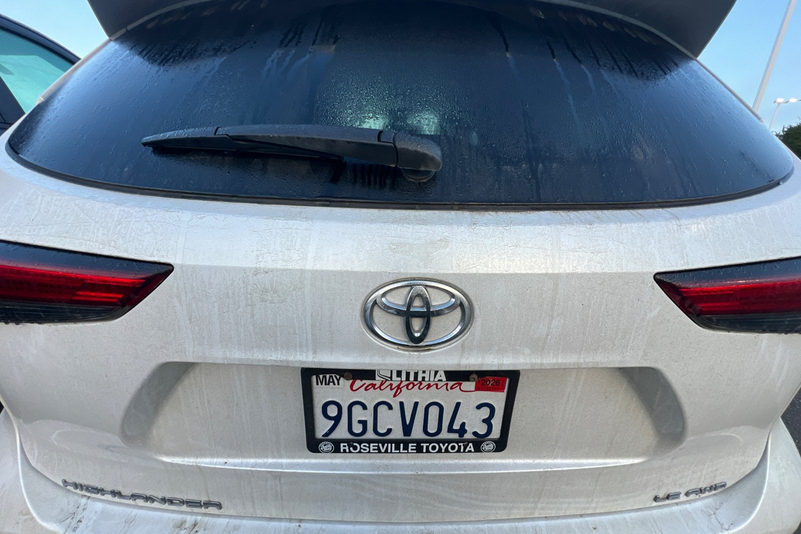 2023 Toyota Highlander LE