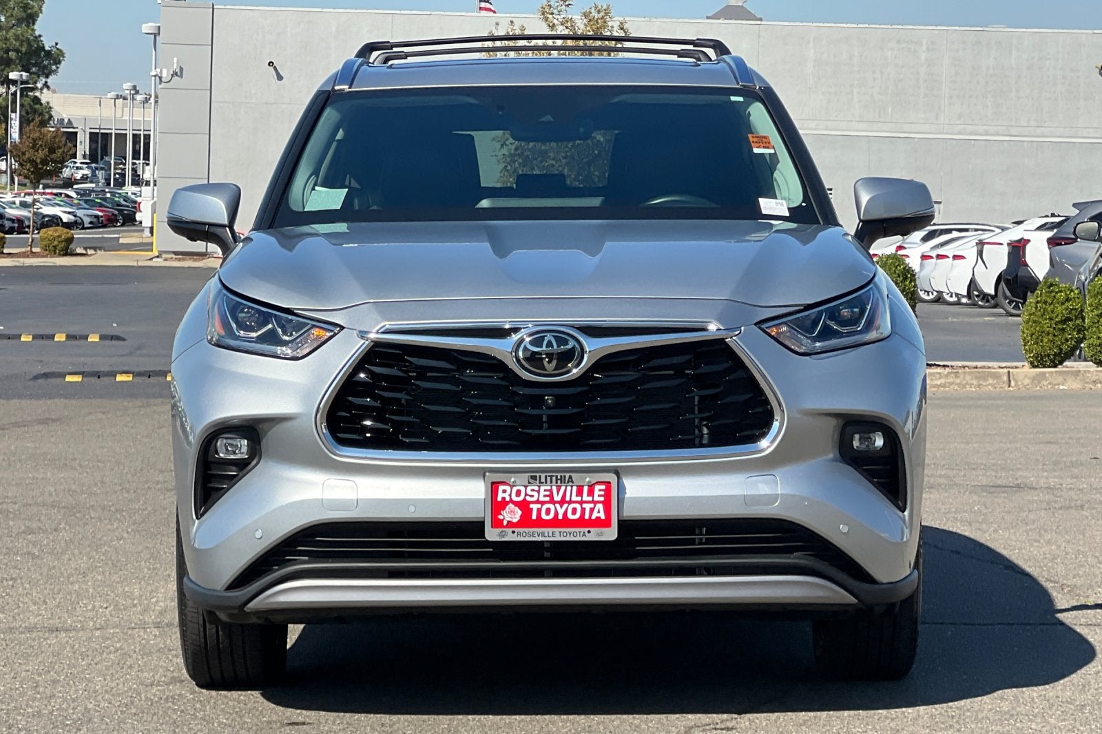 2025 Toyota Highlander Platinum