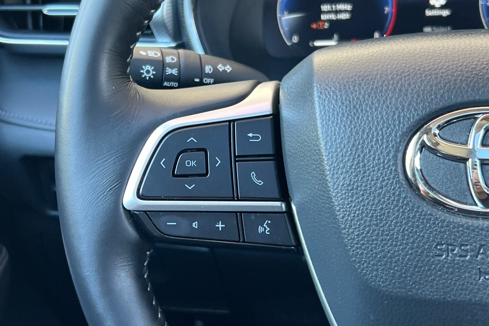 2025 Toyota Highlander Platinum