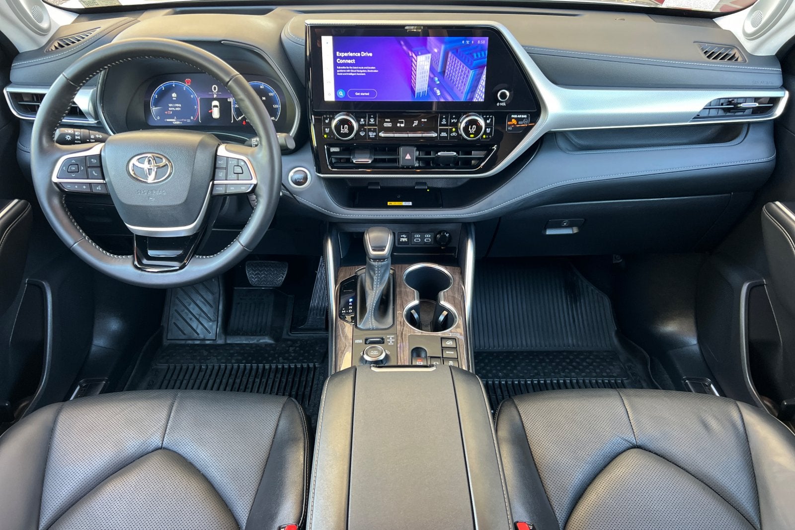 2025 Toyota Highlander Platinum