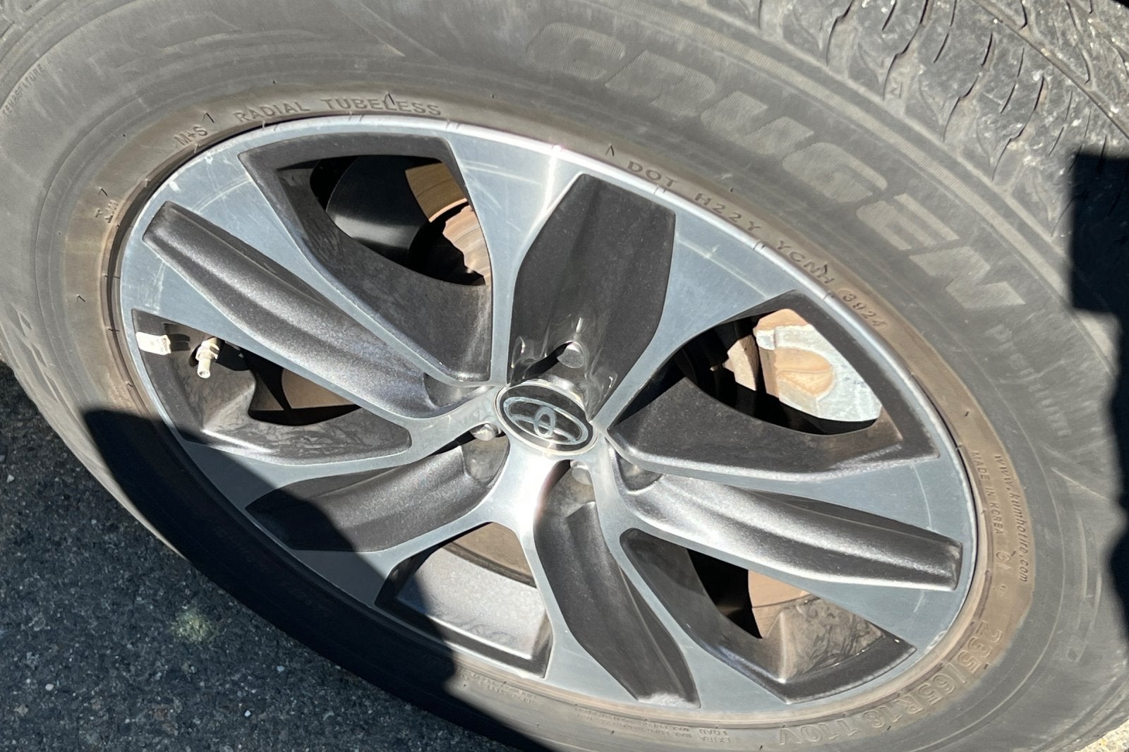 2024 Toyota Highlander XLE