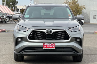 2025 Toyota Highlander XLE