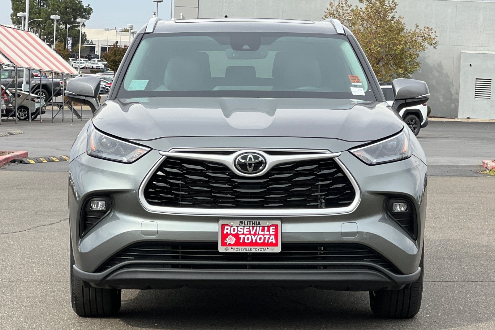 2025 Toyota Highlander XLE