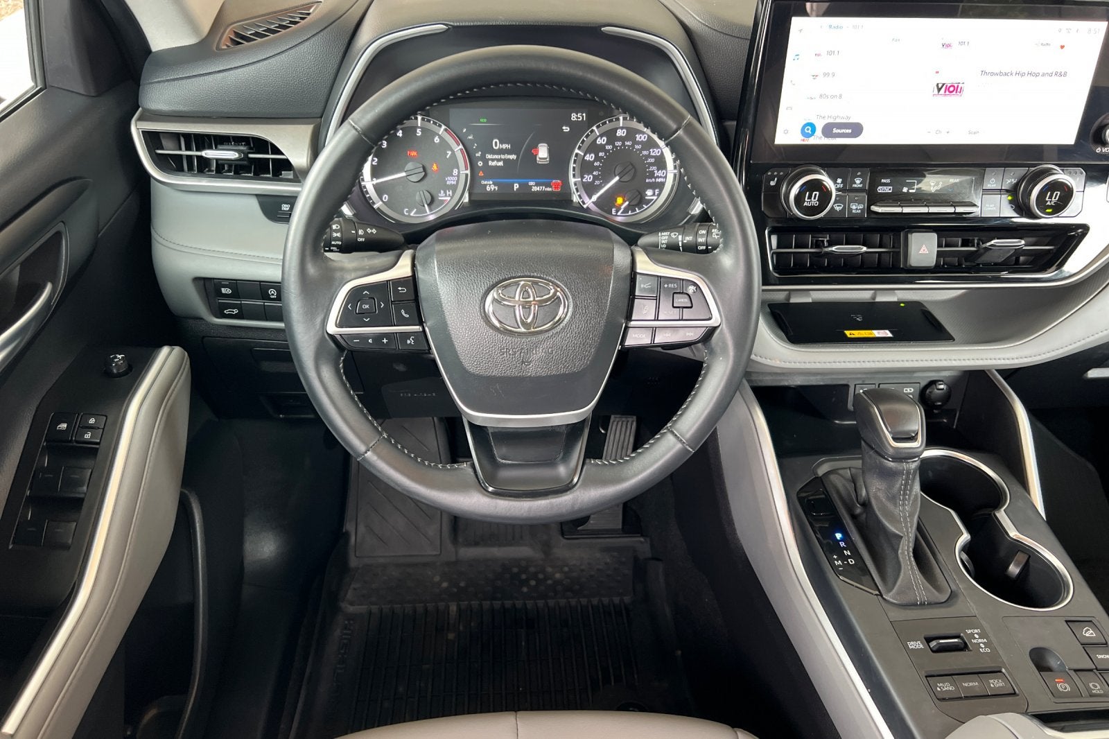 2025 Toyota Highlander XLE