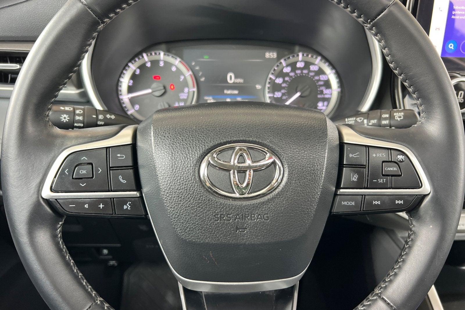 2025 Toyota Highlander XLE