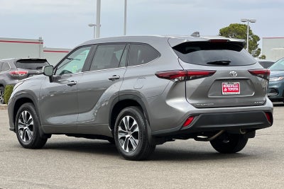 2025 Toyota Highlander XLE