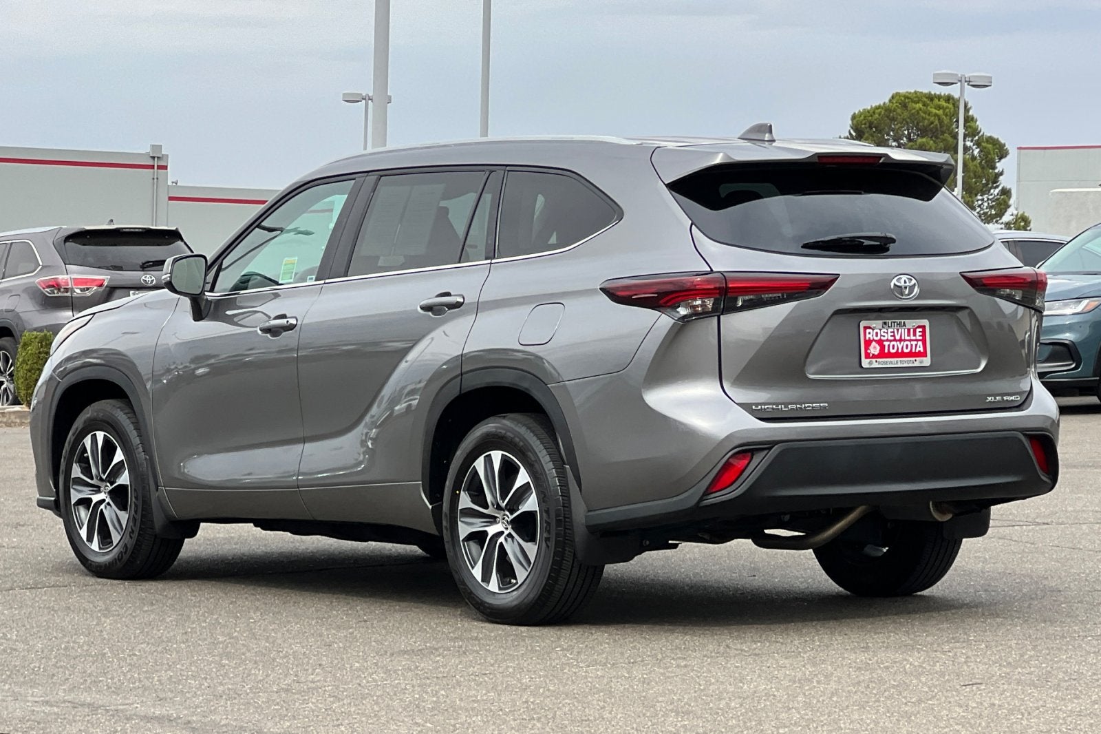 2025 Toyota Highlander XLE