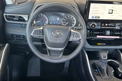 2026 Toyota Highlander XLE