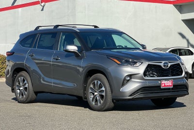 2026 Toyota Highlander XLE