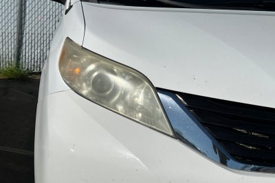 2013 Toyota Sienna LE