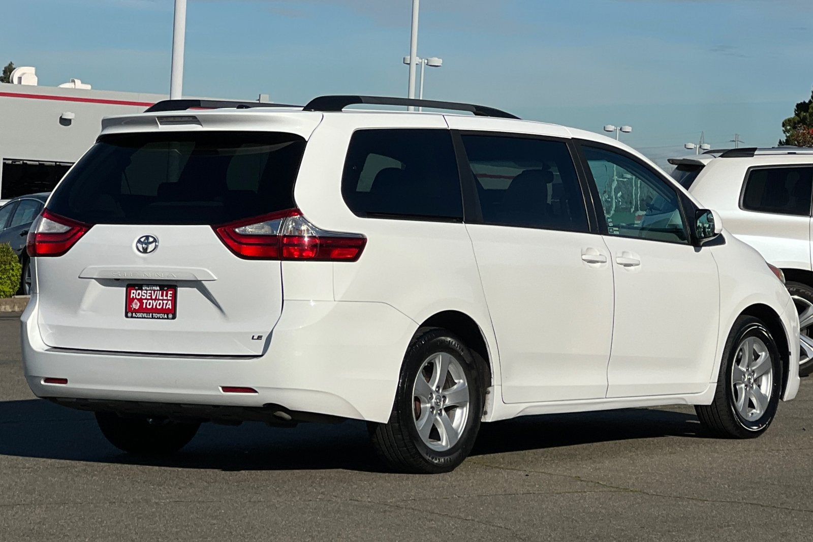 2016 Toyota Sienna LE
