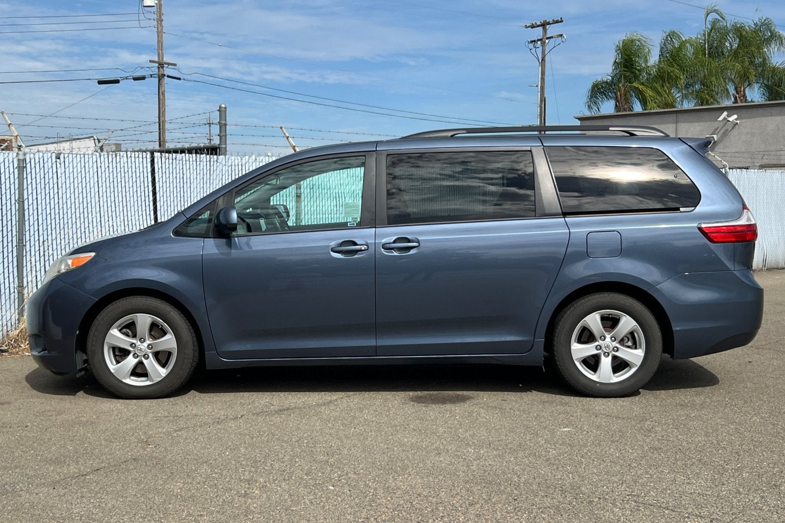 2015 Toyota Sienna LE