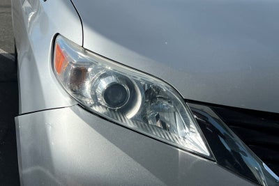 2012 Toyota Sienna LE