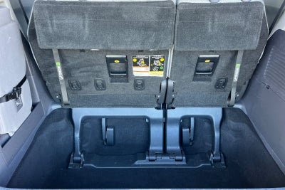 2022 Toyota Sienna LE