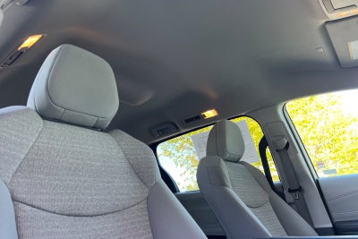 2022 Toyota Sienna LE