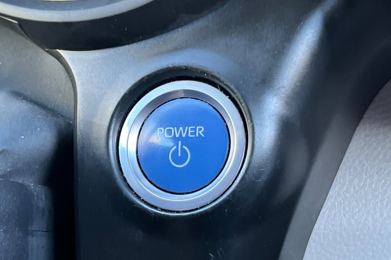 2022 Toyota Sienna LE
