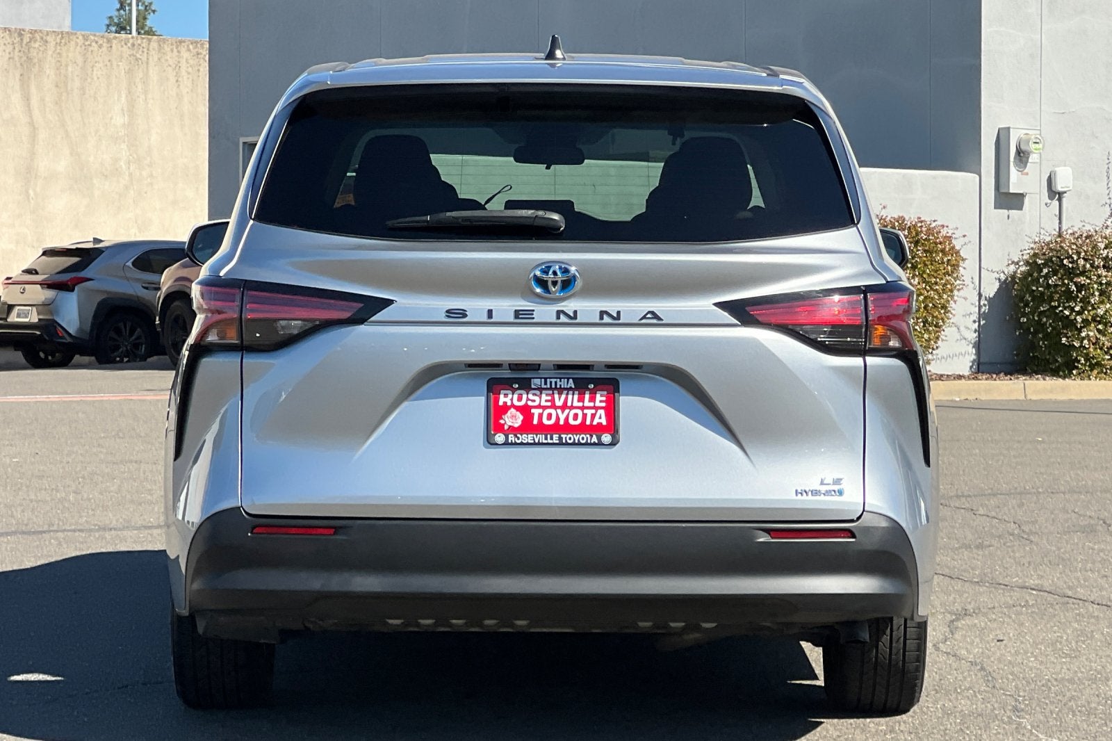 2022 Toyota Sienna LE