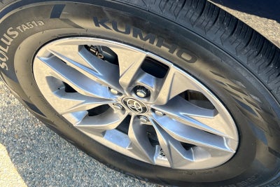 2023 Toyota Sienna LE