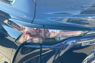 2023 Toyota Sienna LE