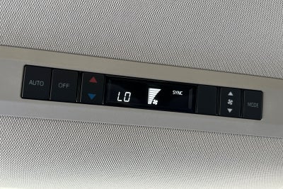2025 Toyota Sienna LE