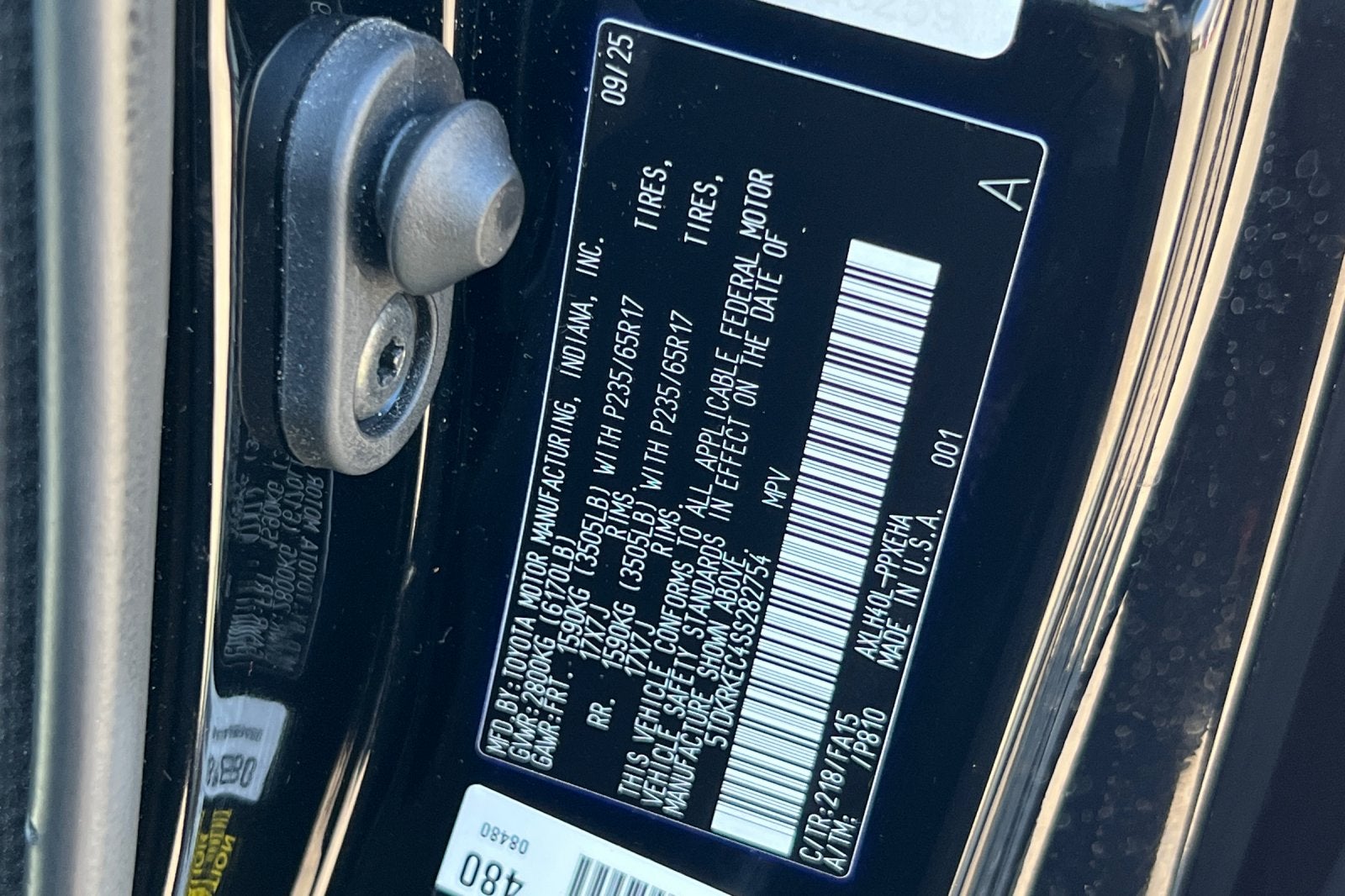 2025 Toyota Sienna LE