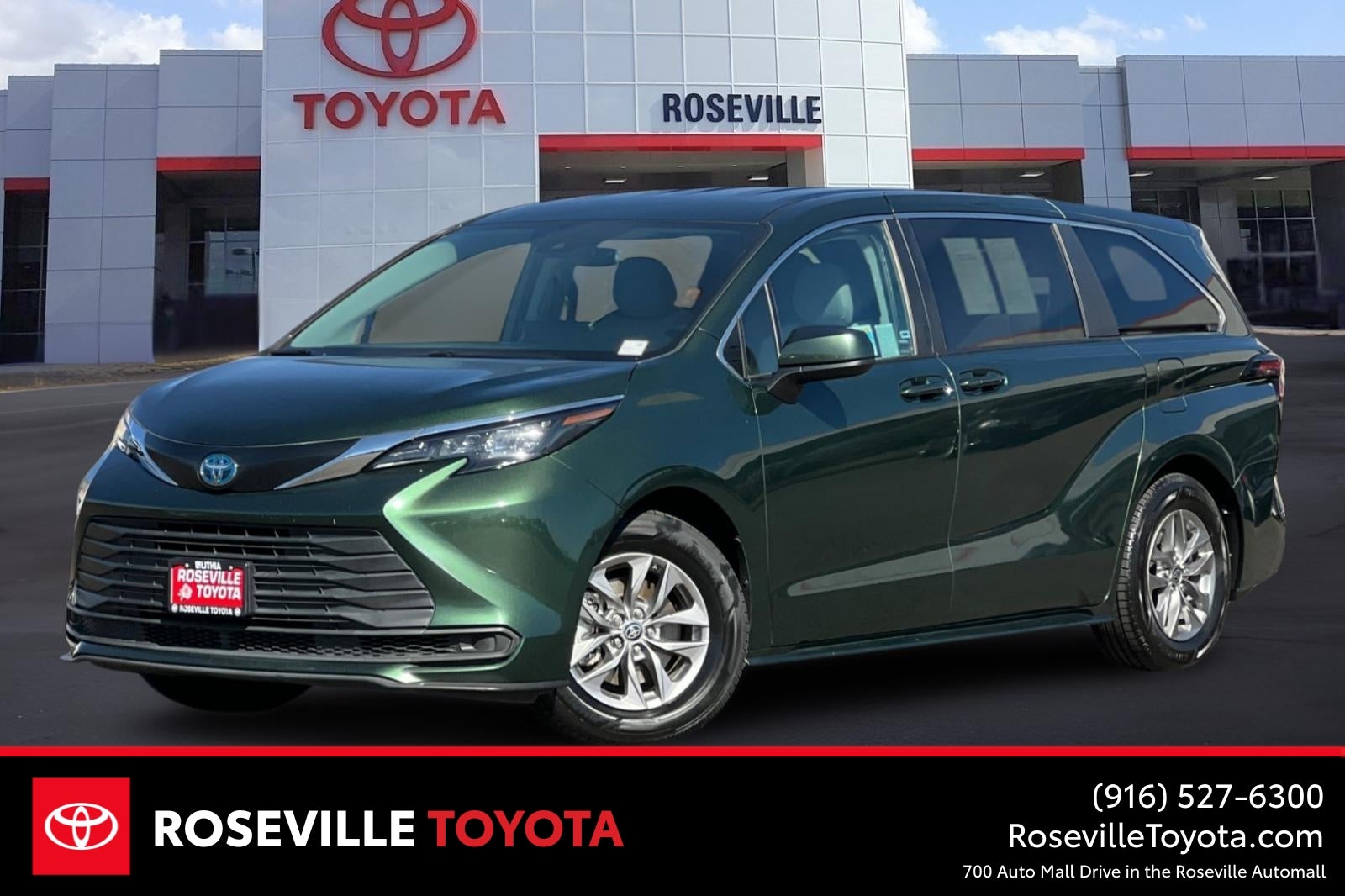 2024 Toyota Sienna LE