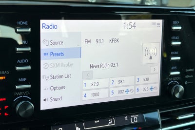 2024 Toyota Sienna LE