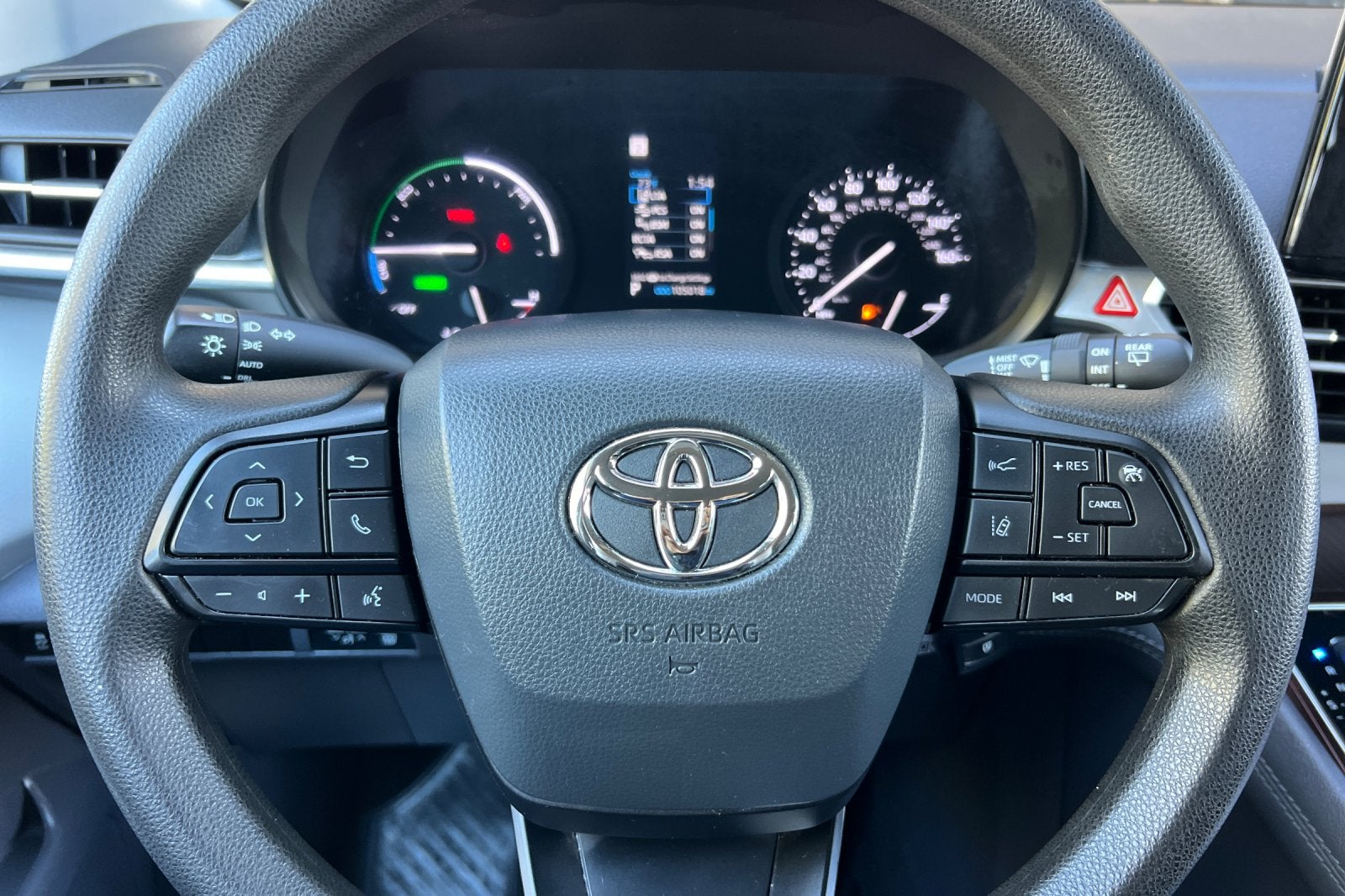 2024 Toyota Sienna LE