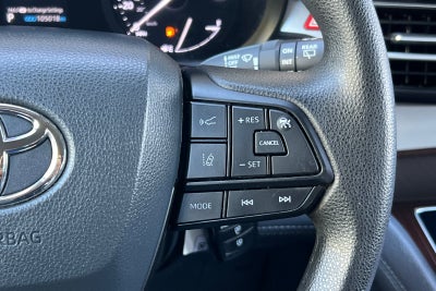 2024 Toyota Sienna LE