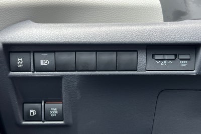 2022 Toyota Sienna LE