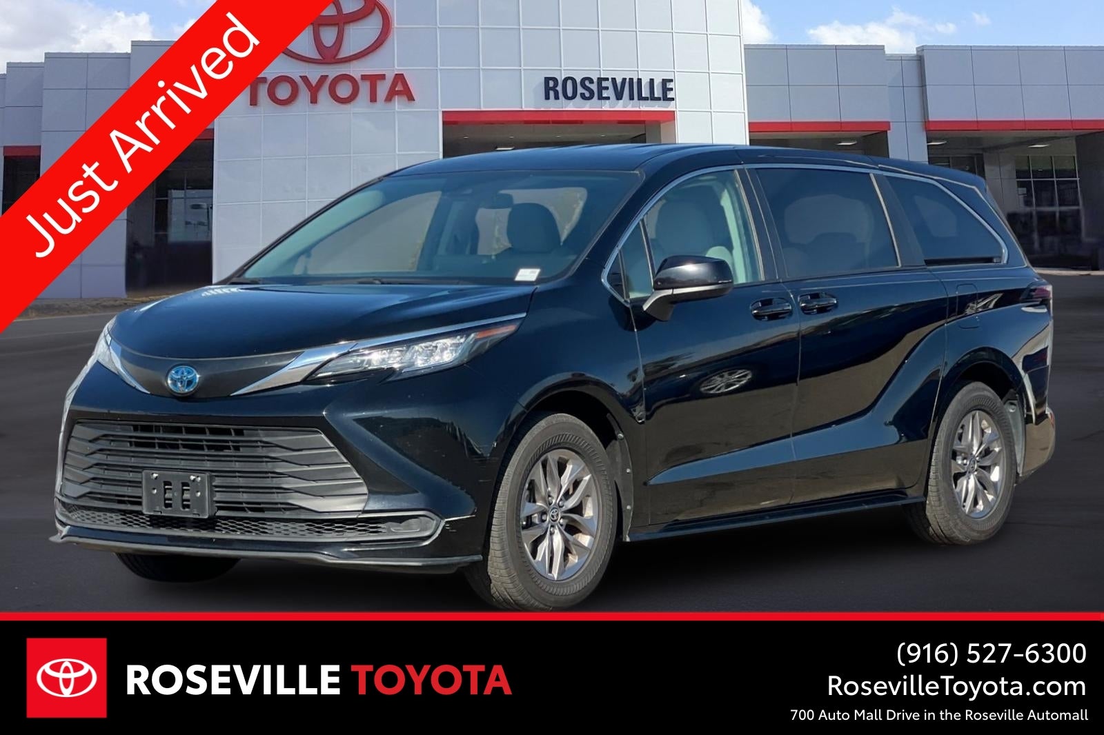 2023 Toyota Sienna LE