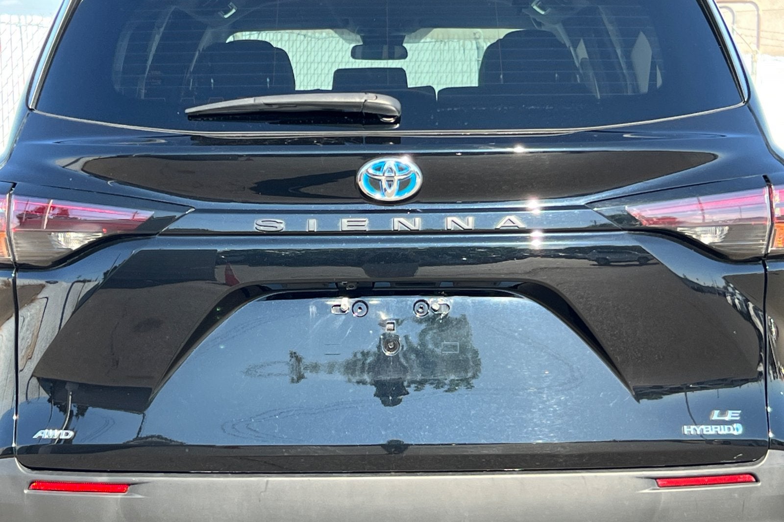 2023 Toyota Sienna LE