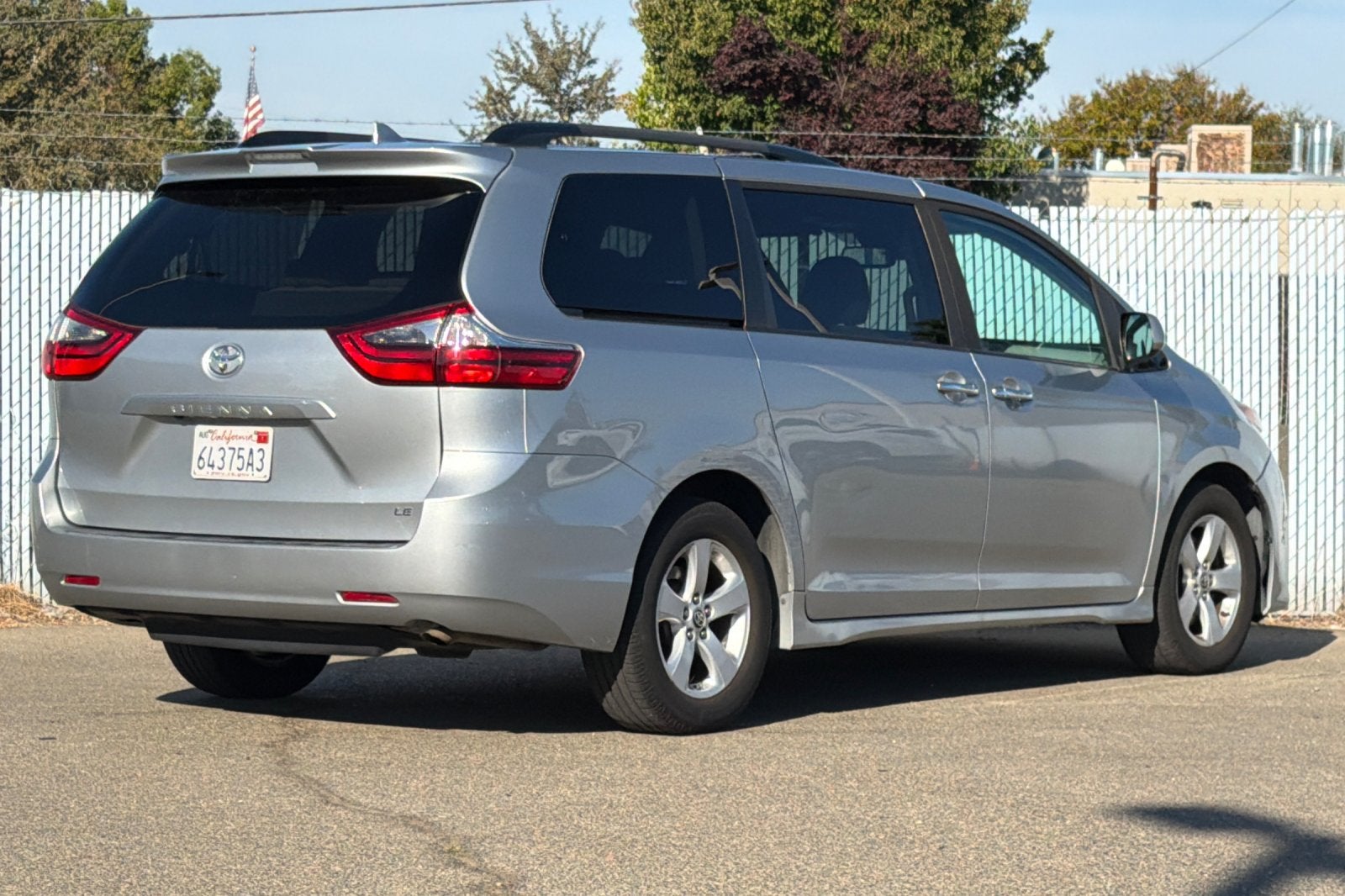 2020 Toyota Sienna LE