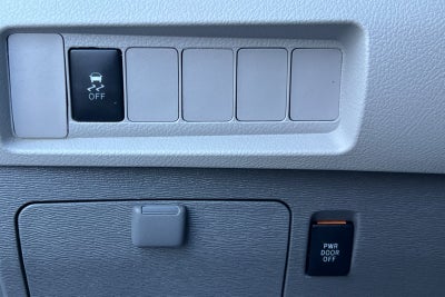 2020 Toyota Sienna LE