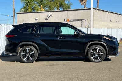 2021 Toyota Highlander XSE