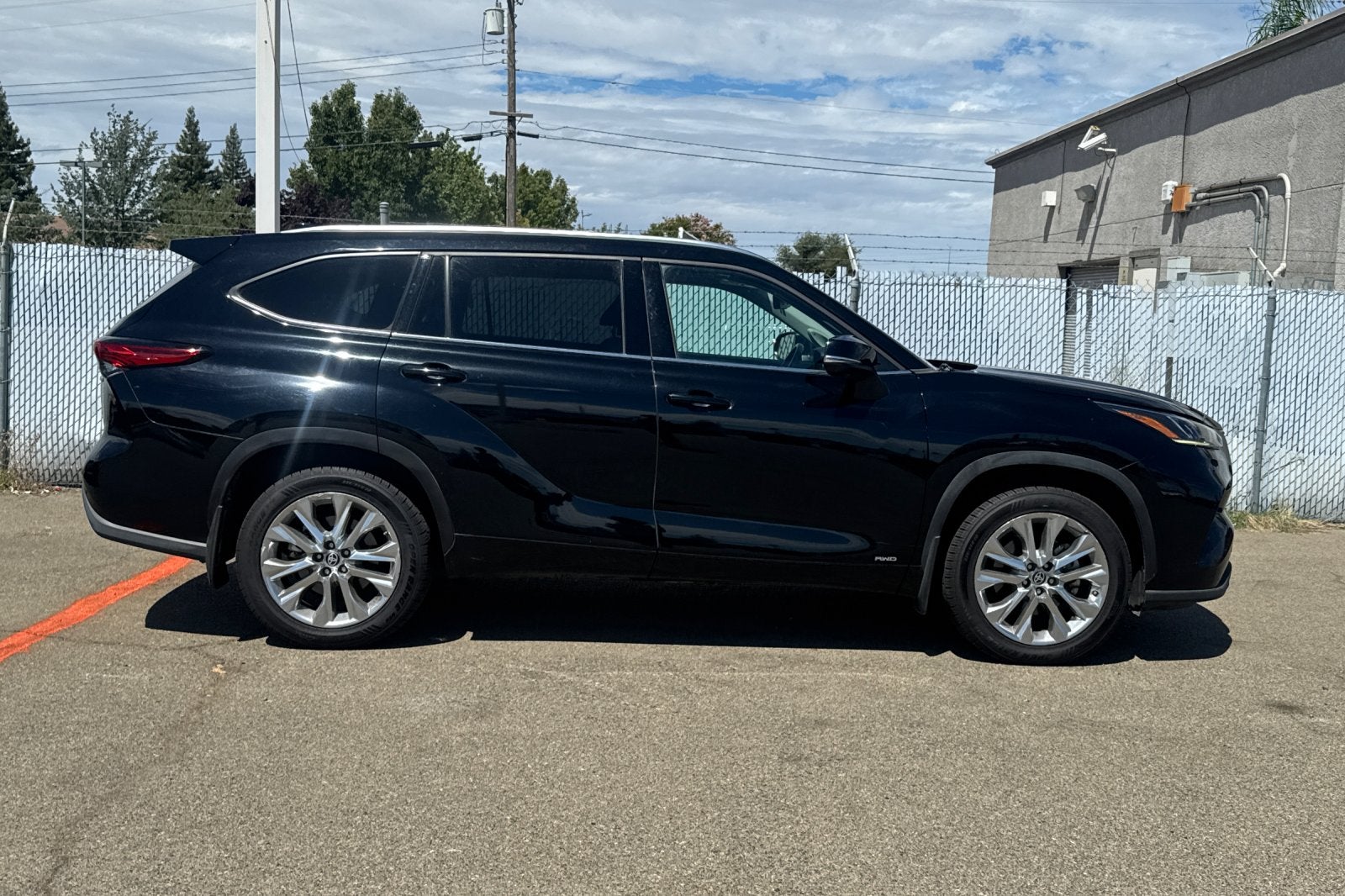 2023 Toyota Highlander Hybrid Limited