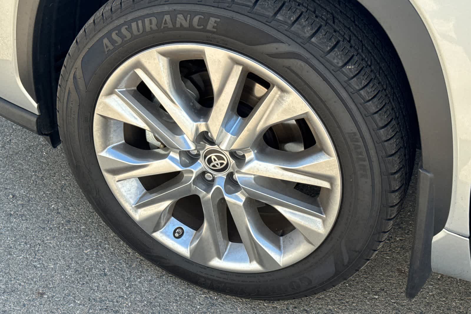 2023 Toyota Highlander Hybrid Limited