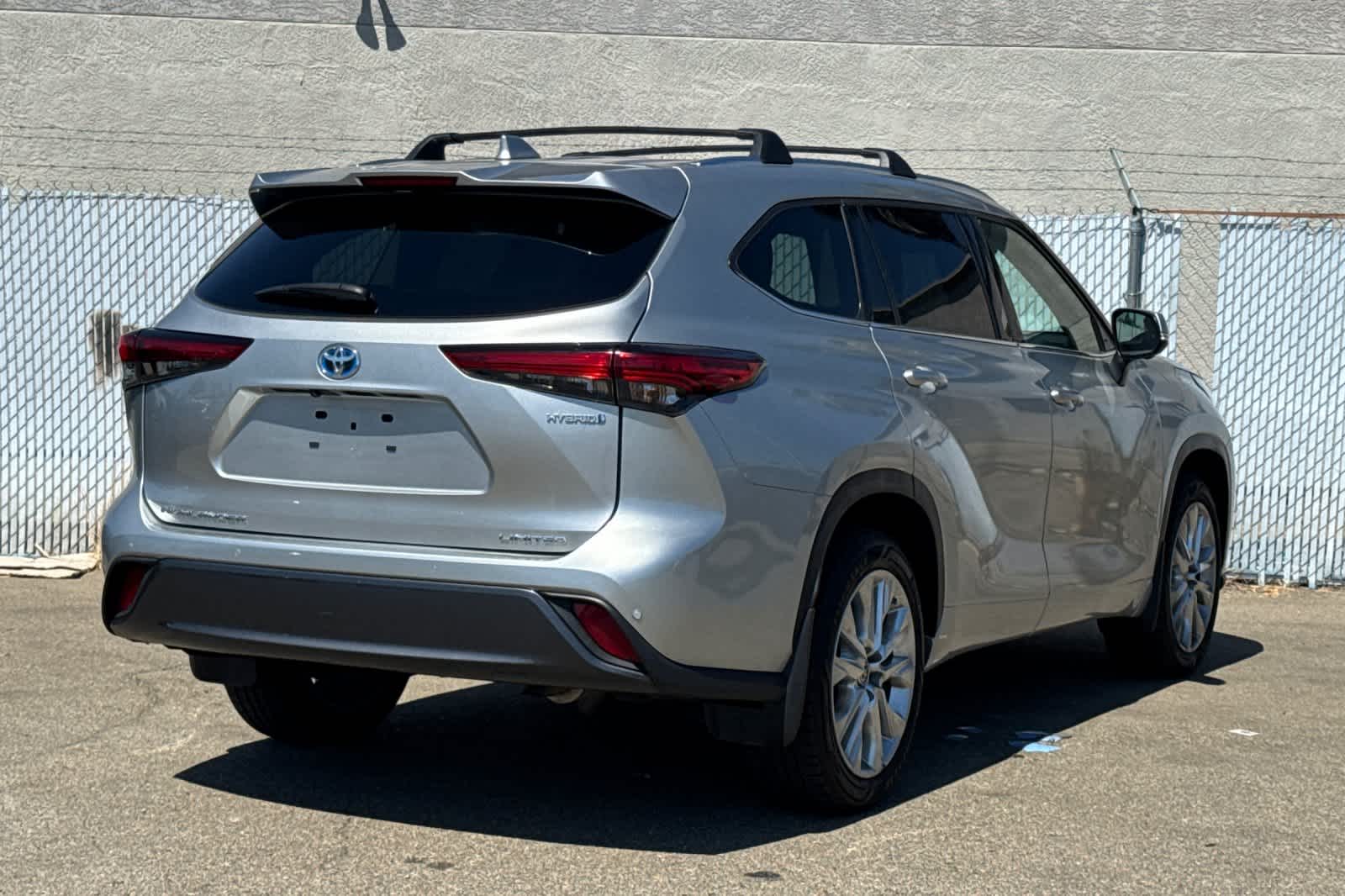 2023 Toyota Highlander Hybrid Limited
