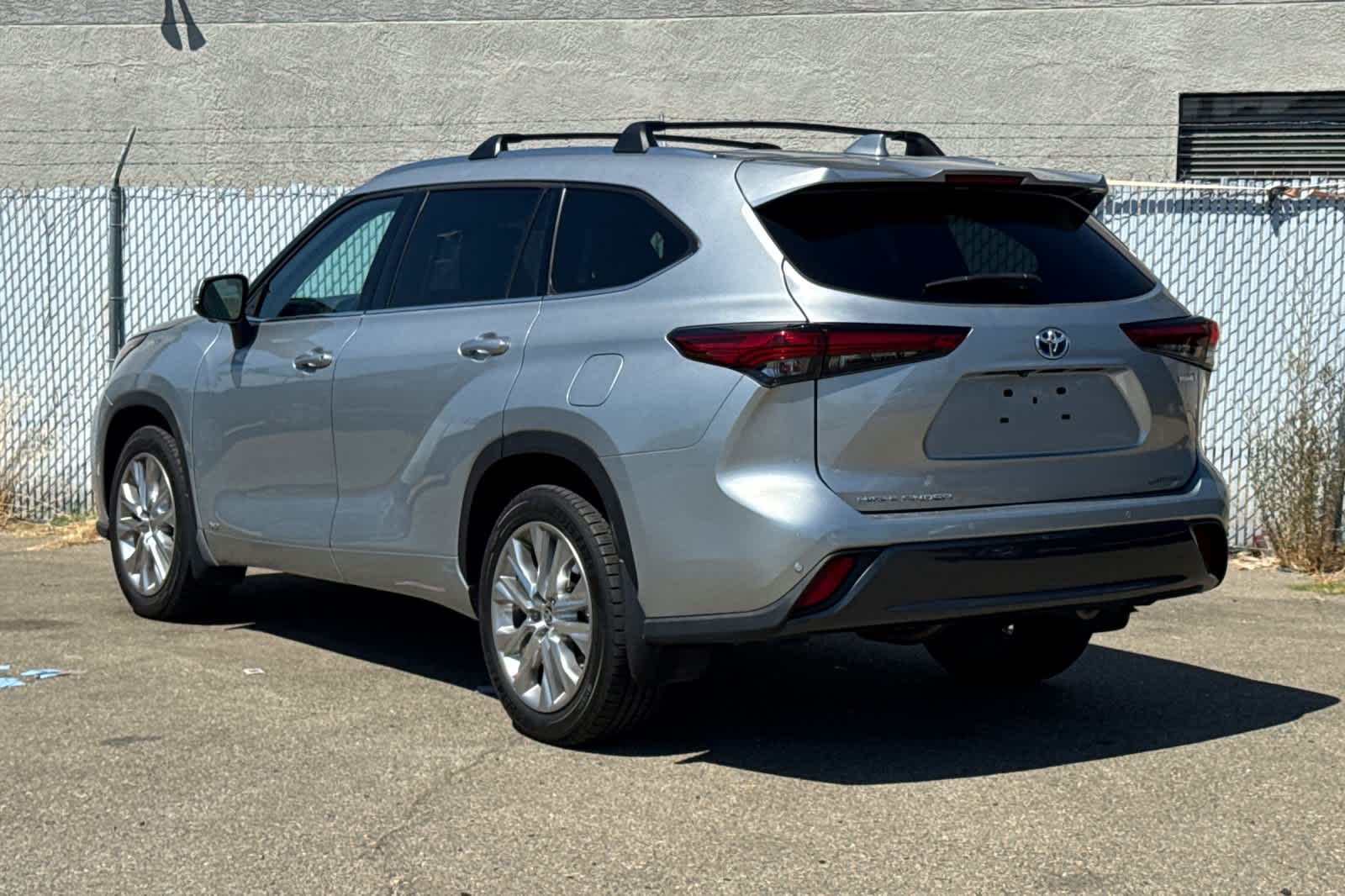2023 Toyota Highlander Hybrid Limited