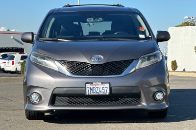 2015 Toyota Sienna SE