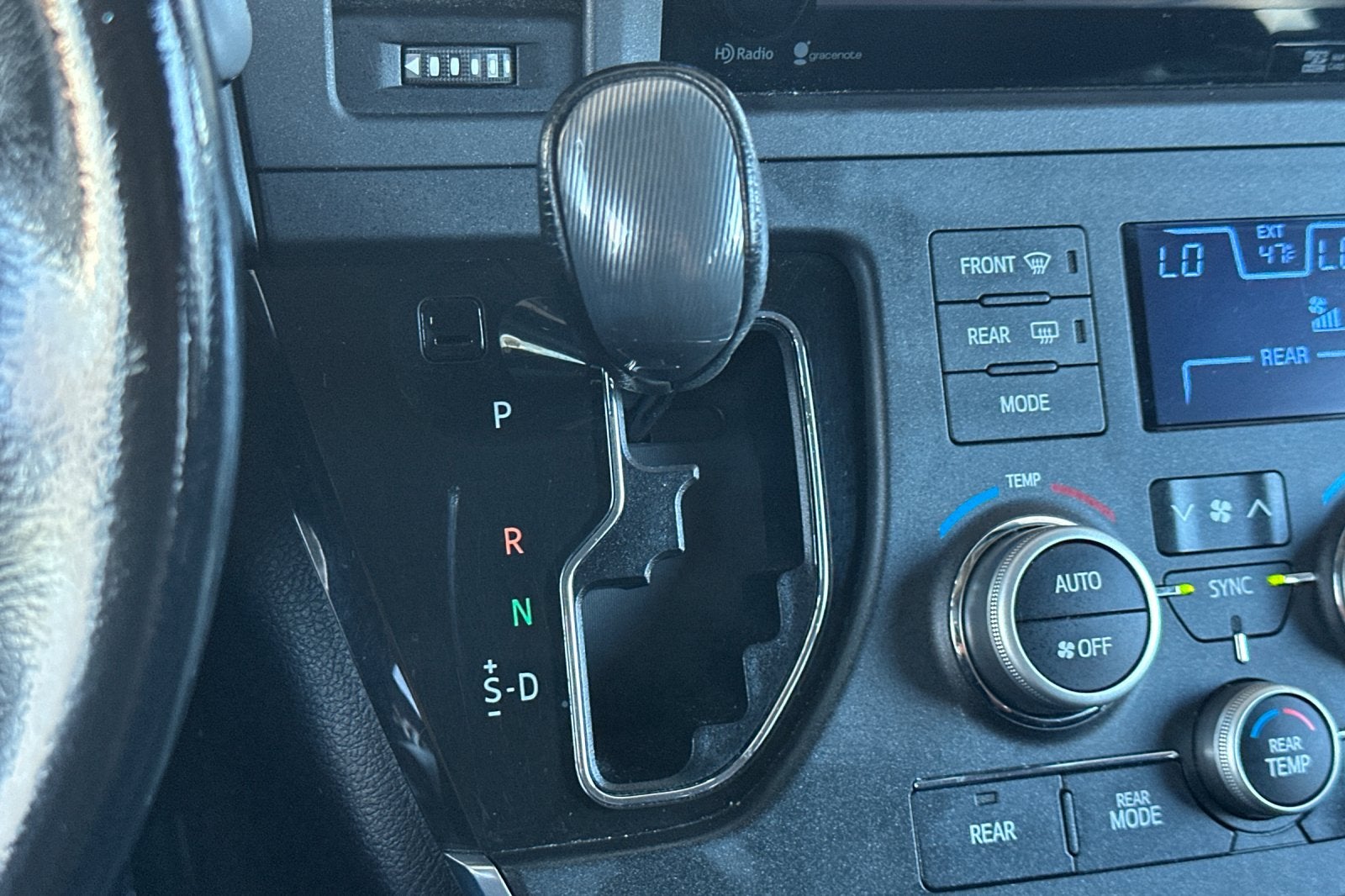 2015 Toyota Sienna SE