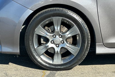 2015 Toyota Sienna SE