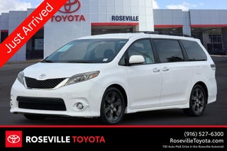 2016 Toyota Sienna SE