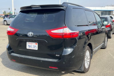 2015 Toyota Sienna XLE