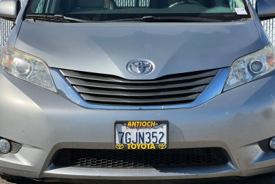 2014 Toyota Sienna XLE