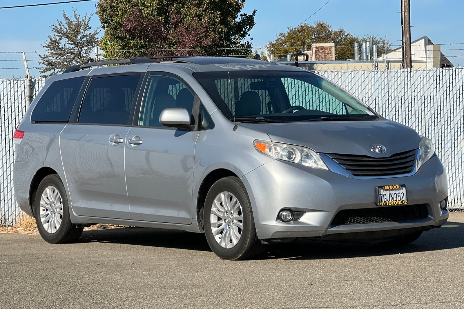 2014 Toyota Sienna XLE