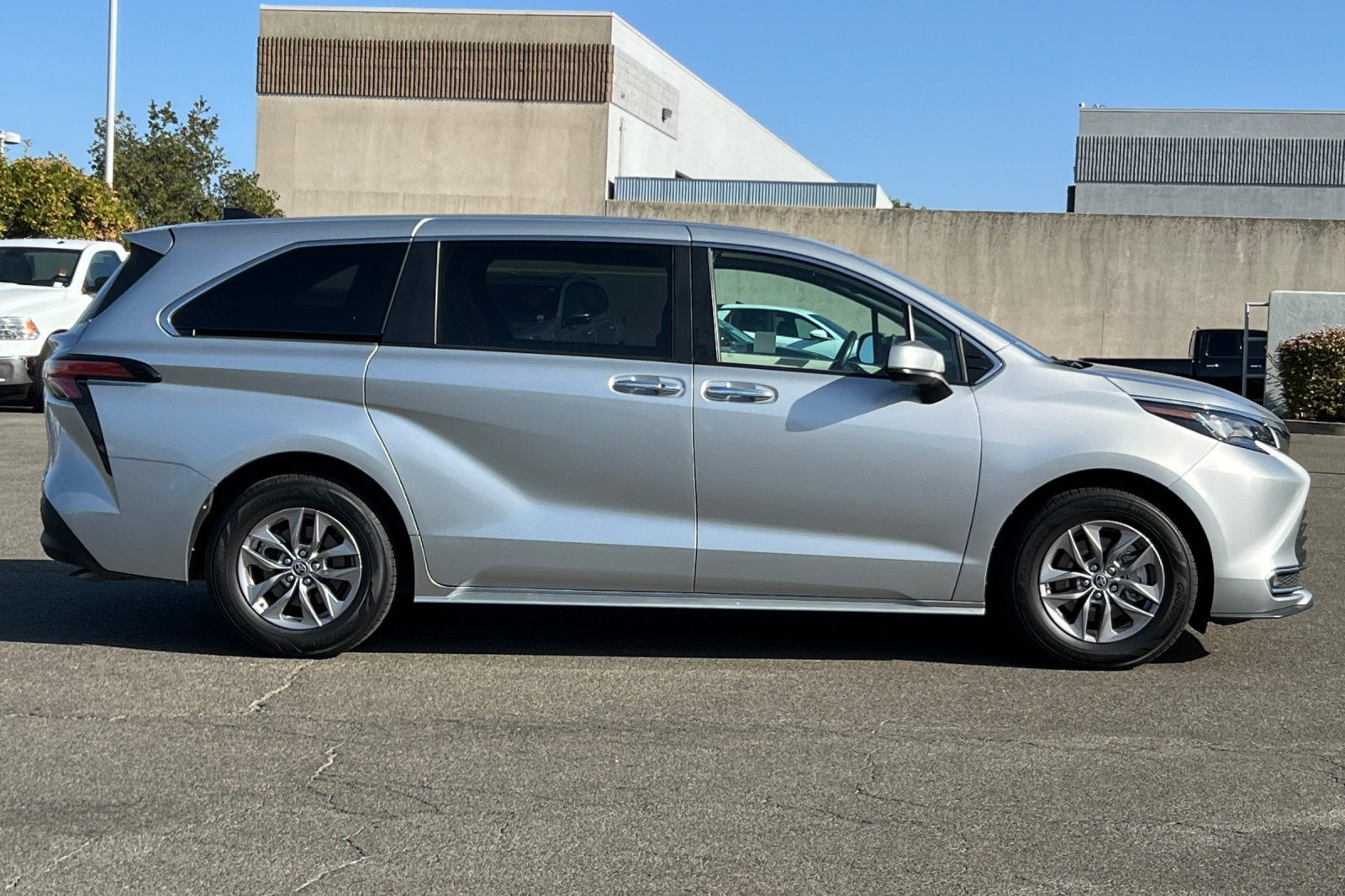 2022 Toyota Sienna XLE
