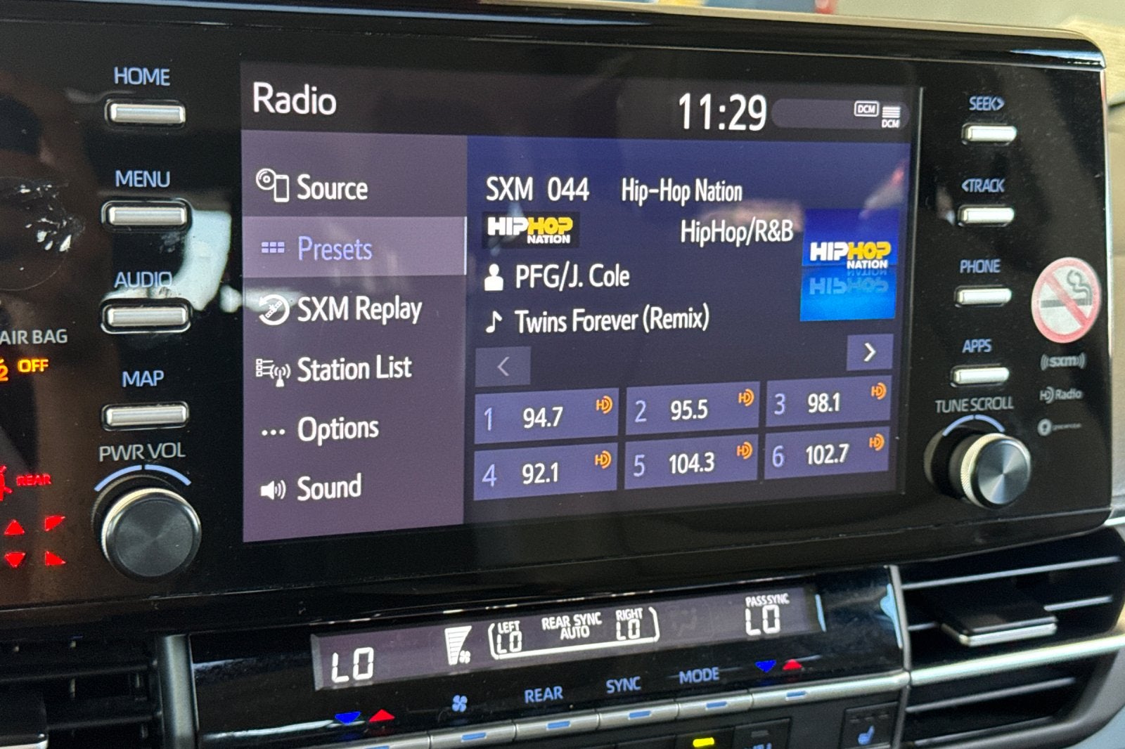 2024 Toyota Sienna XLE