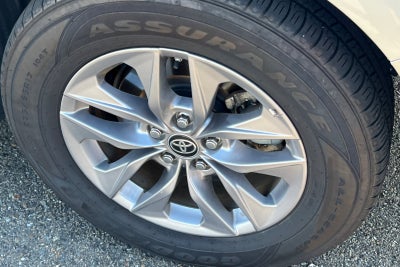 2022 Toyota Sienna XLE