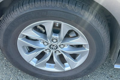 2022 Toyota Sienna XLE